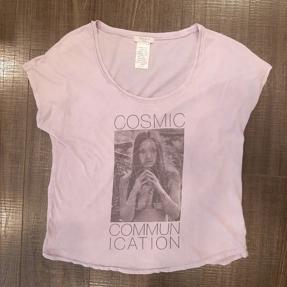 TALULA Aritzia Burnout Graphic Tee Cosmic Communication Scoop Neck Festival